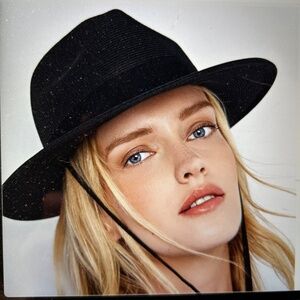 PINEAPPLE STAR BLACK FEDORA